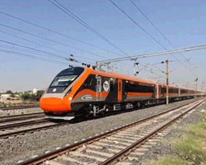 taj-mahal-tour-by-vande-bharat