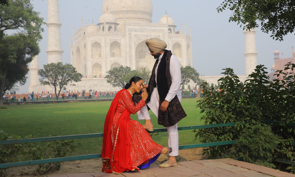 Complete Travel Guide to Agra