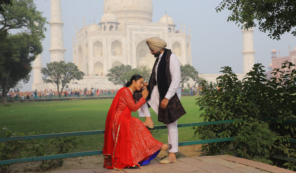 Complete Travel Guide to Agra