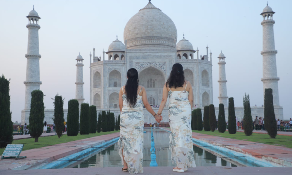 One Day Agra Sightseeing Taxi