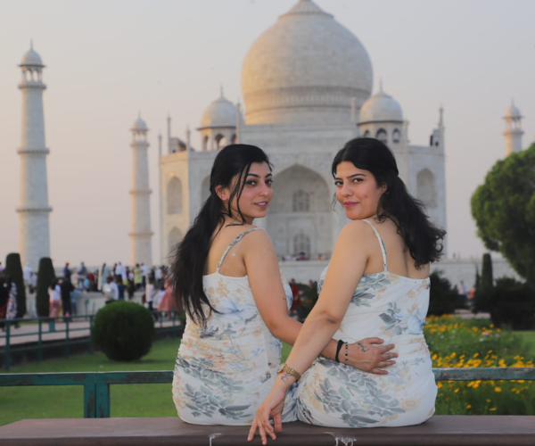 One Day Agra Sightseeing Itinerary by Taxi