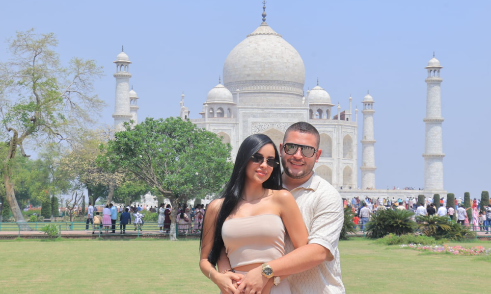 Top 10 Tourist Places to Visit in Agra